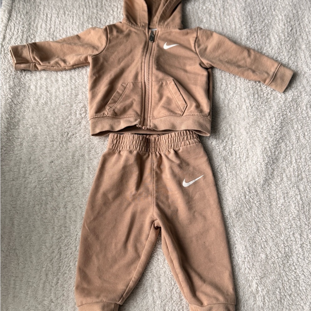 Nike Kids Tan Brown Hooded Sweatshirt & Joggers Set